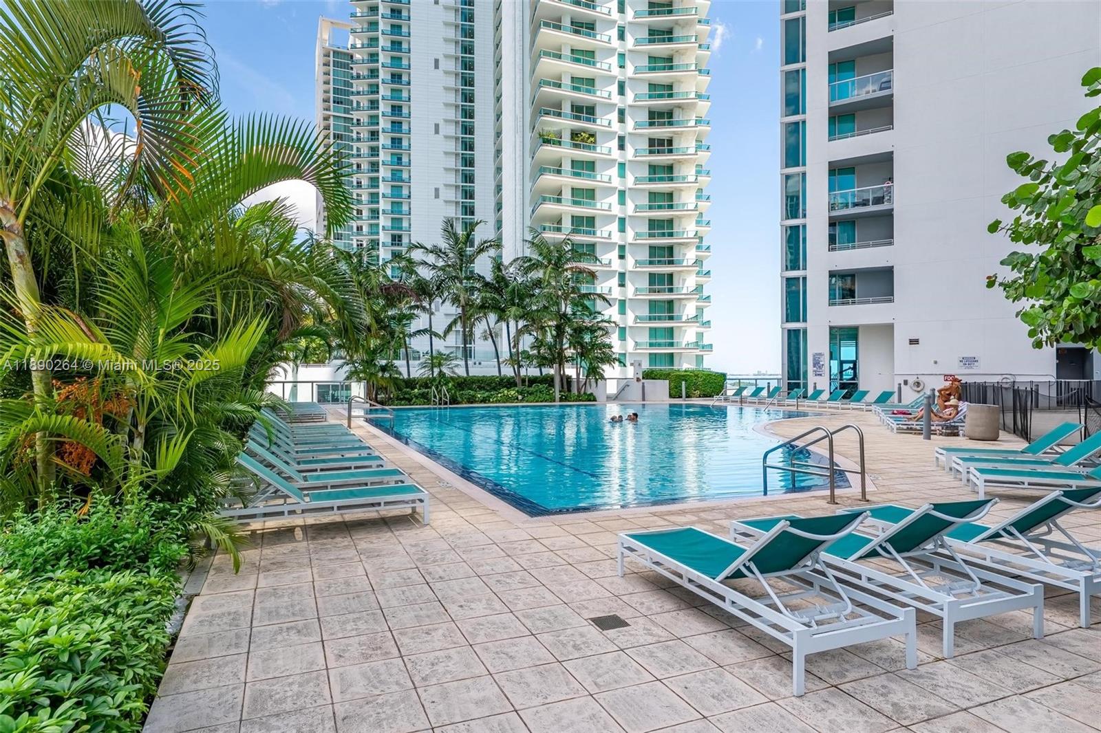 image Marinablue Condo18
