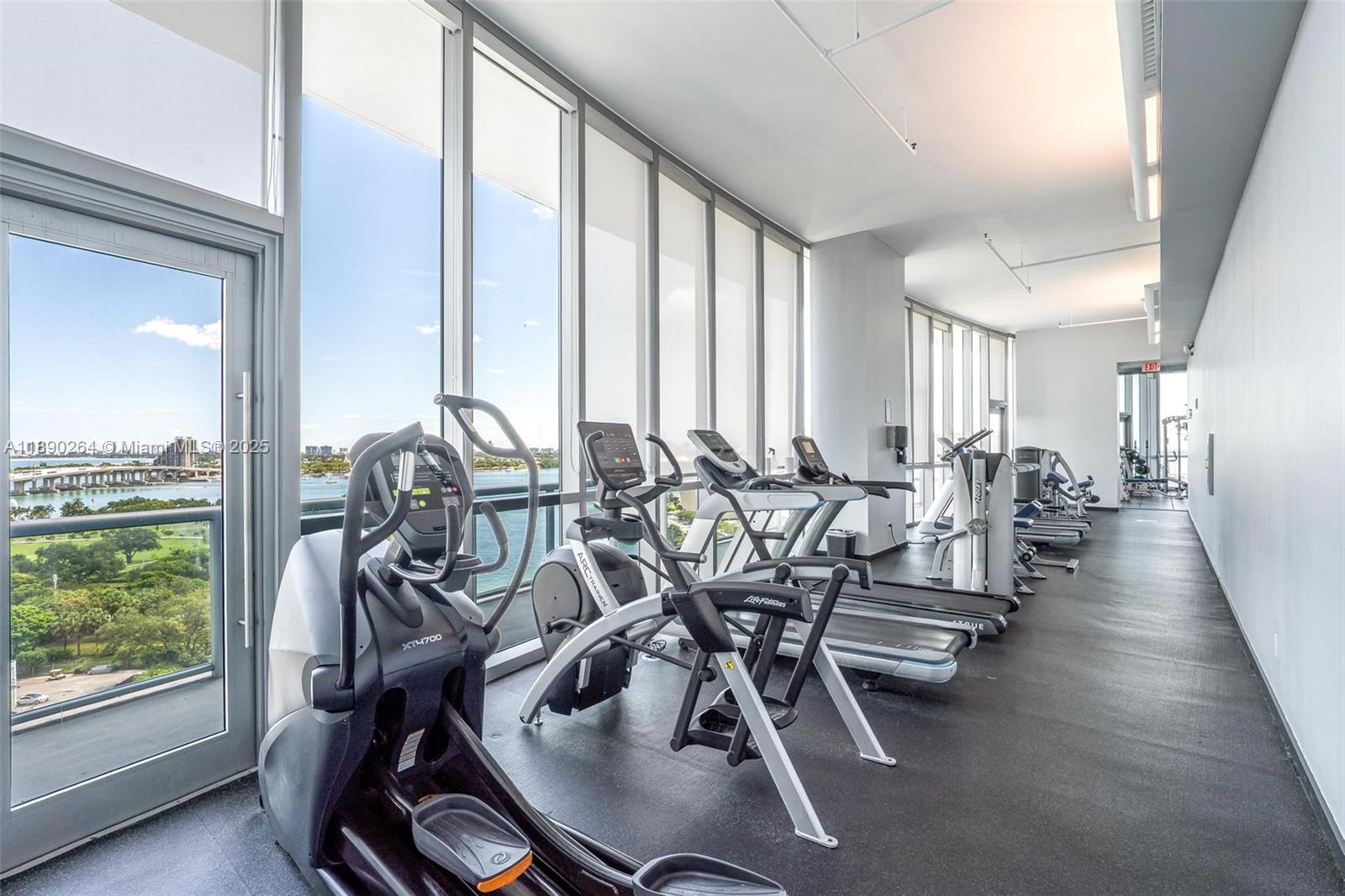 image Marinablue Condo23