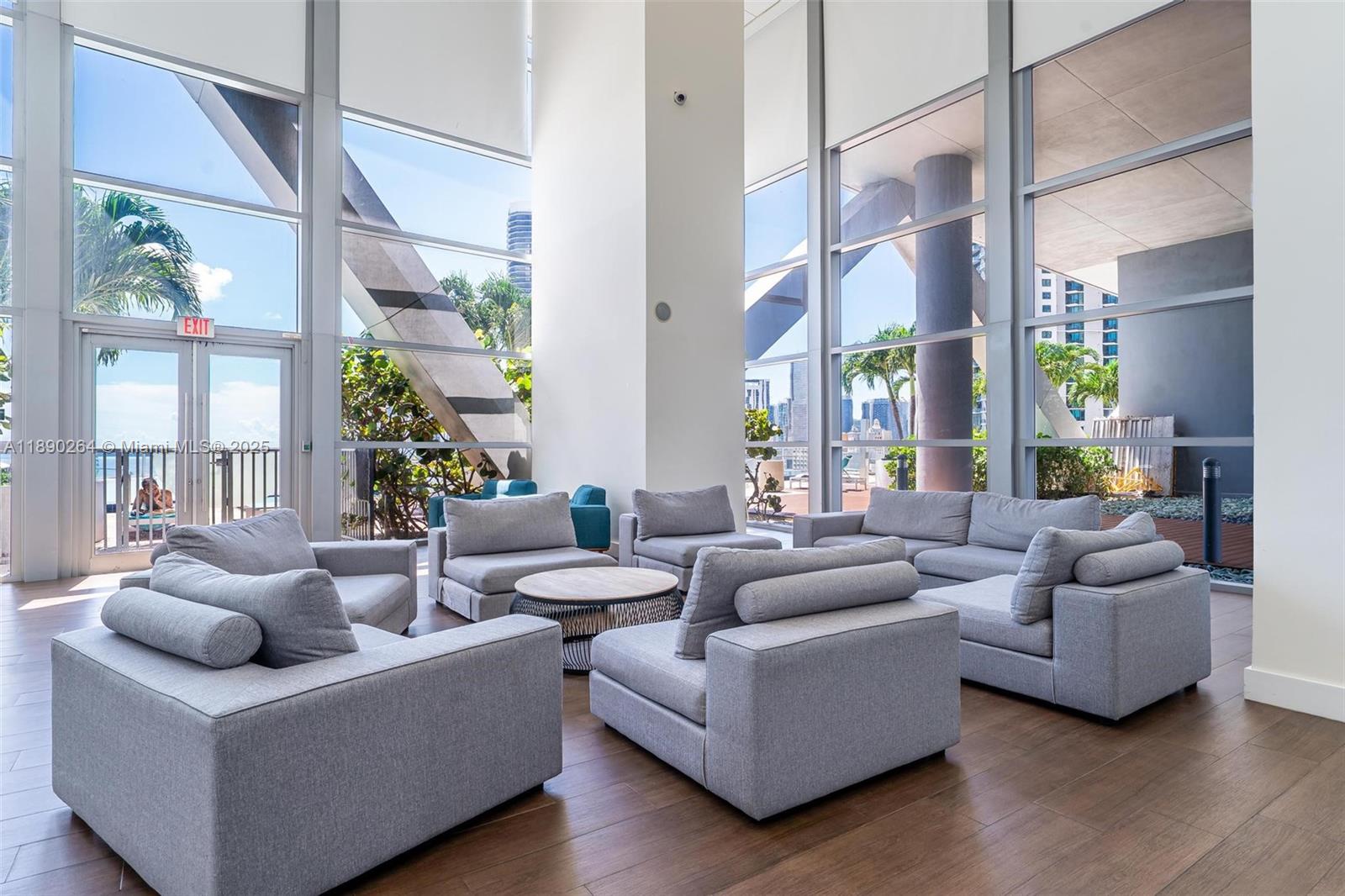 image Marinablue Condo28