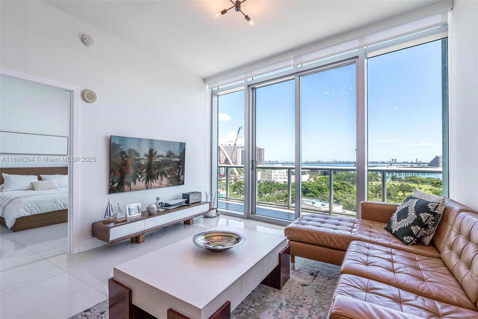 image Marinablue Condo3