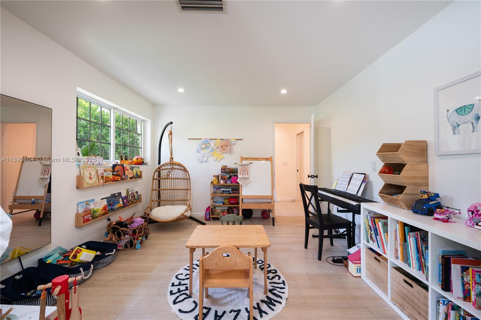 4250 SW 57th Ave South Miami, FL 33155