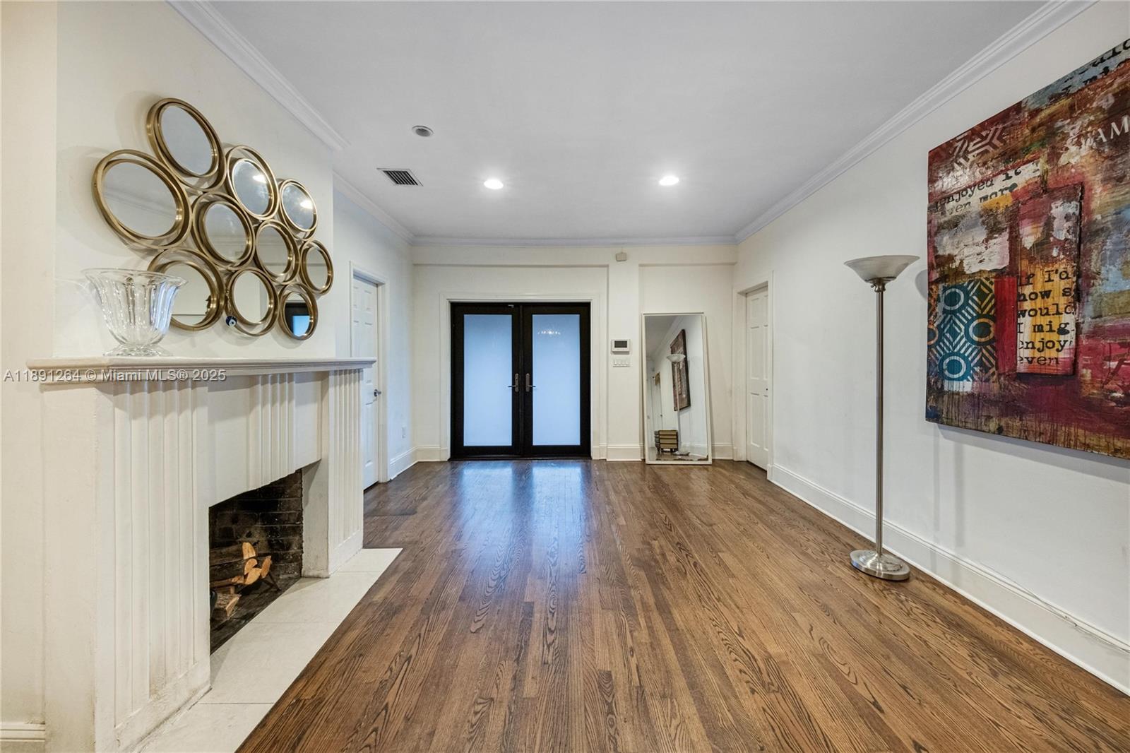 114 2nd Dilido Ter Miami Beach, FL 33139