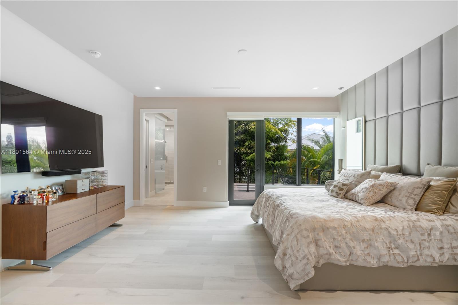 Undisclosed Address Doral, FL 33178