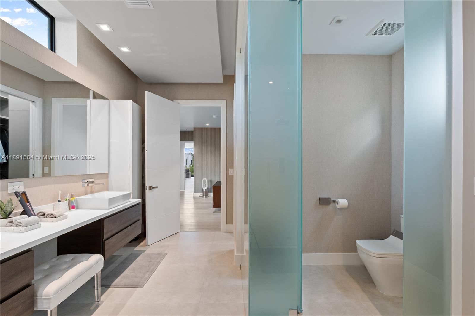 Undisclosed Address Doral, FL 33178