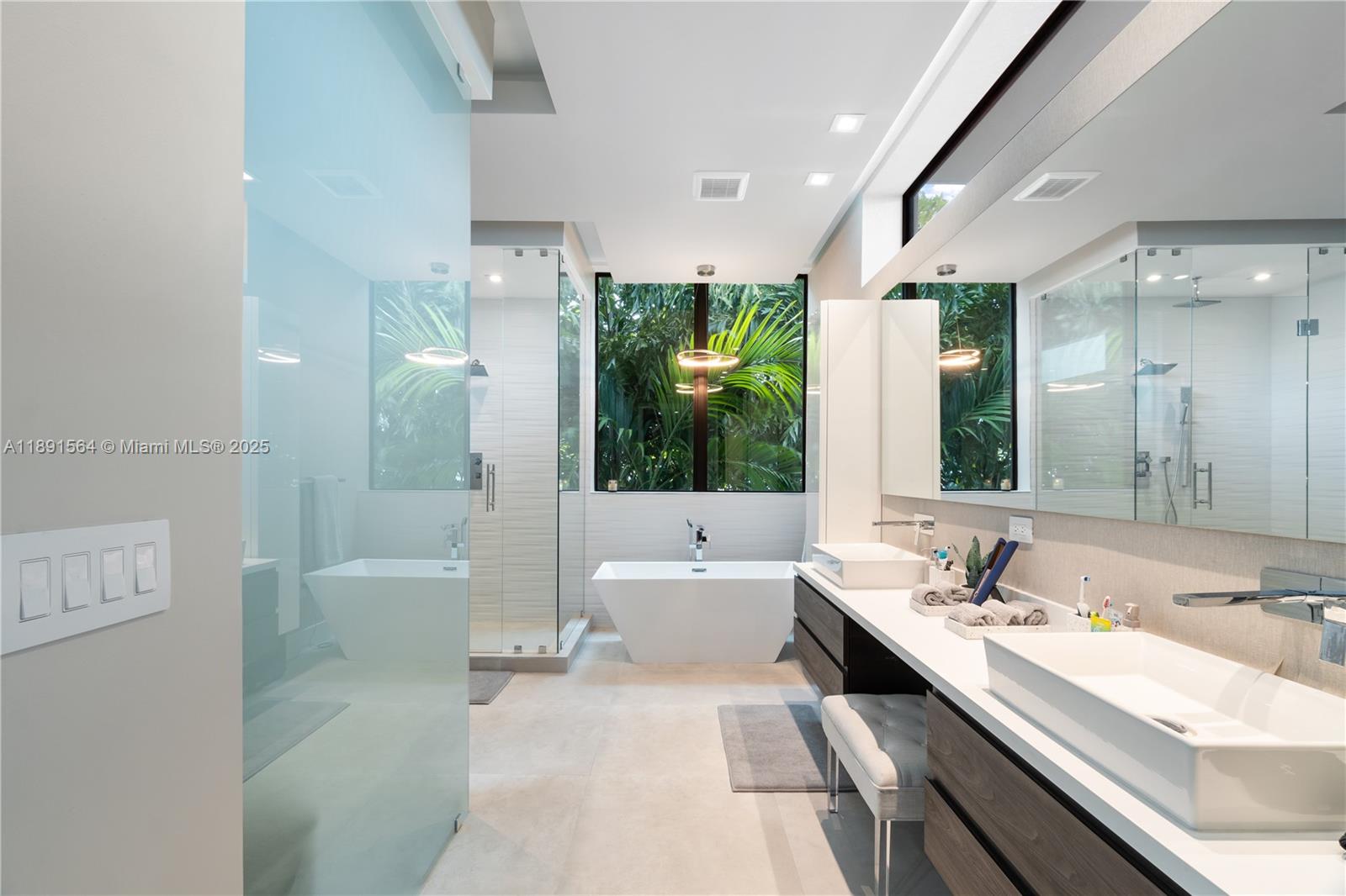 Undisclosed Address Doral, FL 33178