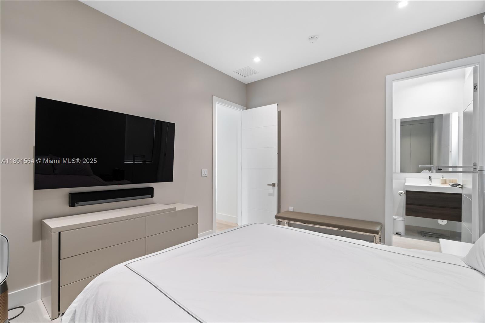 Undisclosed Address Doral, FL 33178