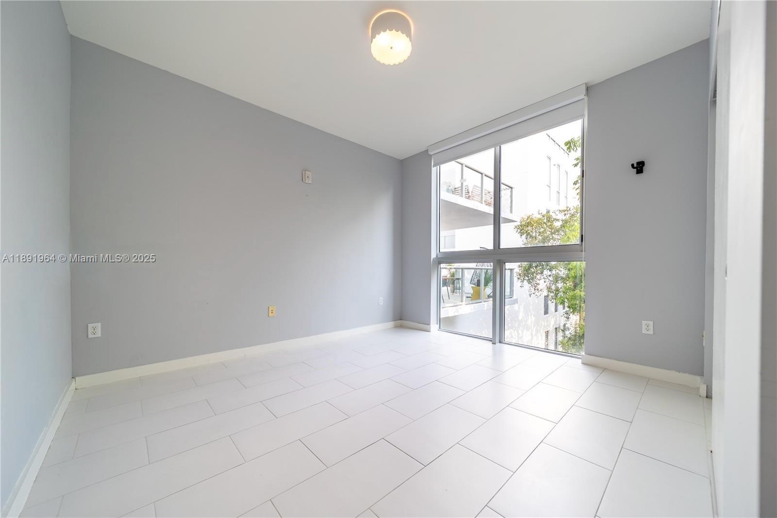 720 NE 62nd St #311 Miami, FL 33138