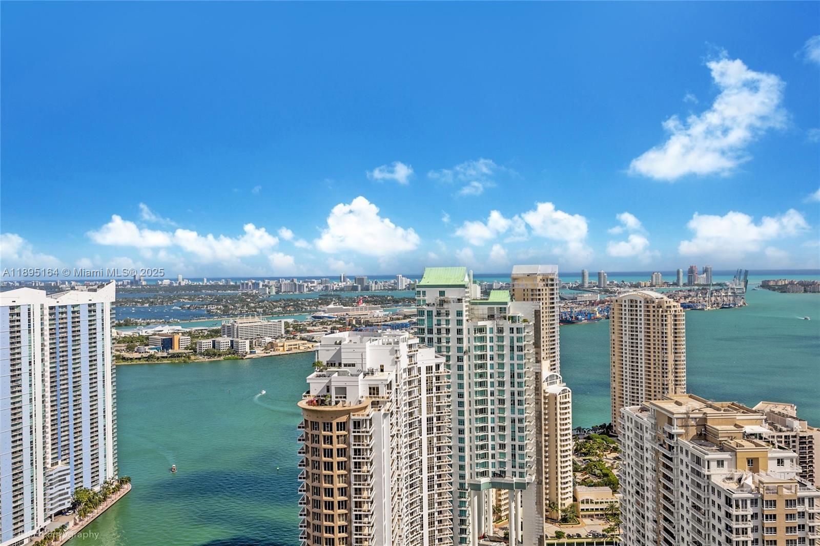 495 Brickell Ave #4710