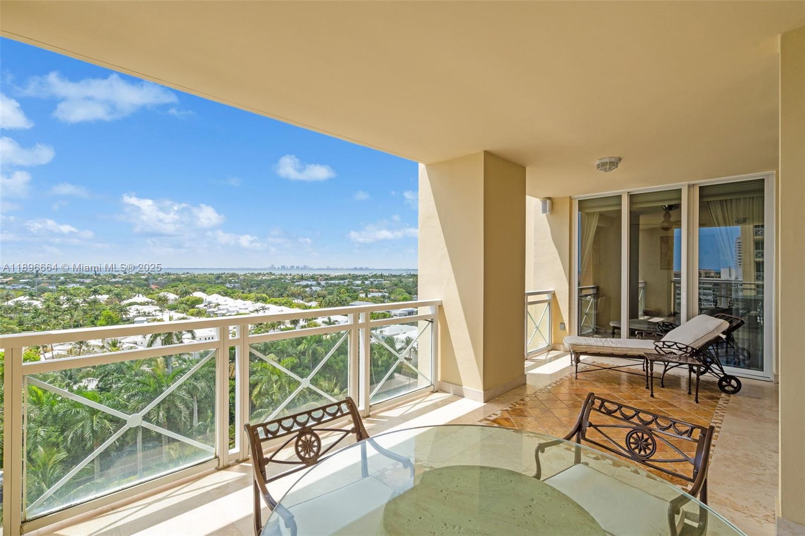 445 Grand Bay Dr #1001 Key Biscayne, FL 33149 445 Grand Bay Dr #1001 Key Biscayne, FL 33149