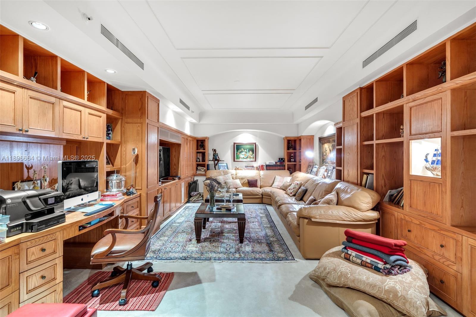 445 Grand Bay Dr #1001 Key Biscayne, FL 33149 445 Grand Bay Dr #1001 Key Biscayne, FL 33149