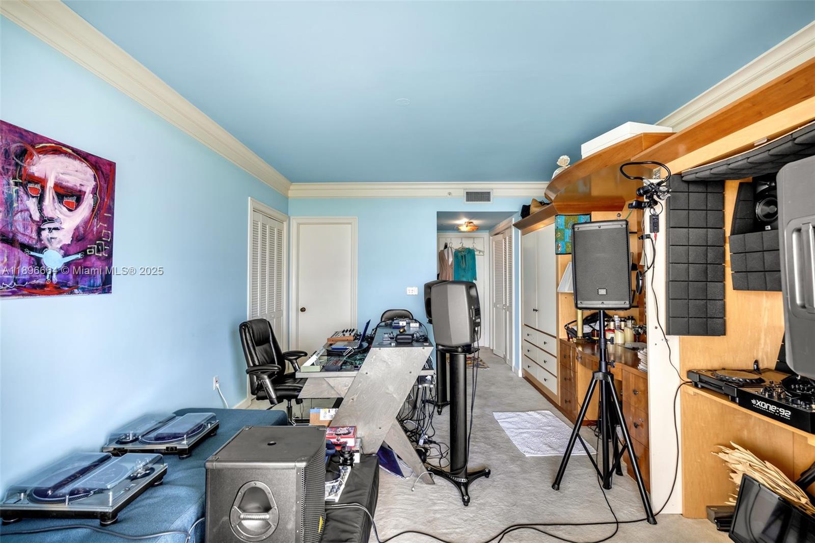 445 Grand Bay Dr #1001 Key Biscayne, FL 33149 445 Grand Bay Dr #1001 Key Biscayne, FL 33149