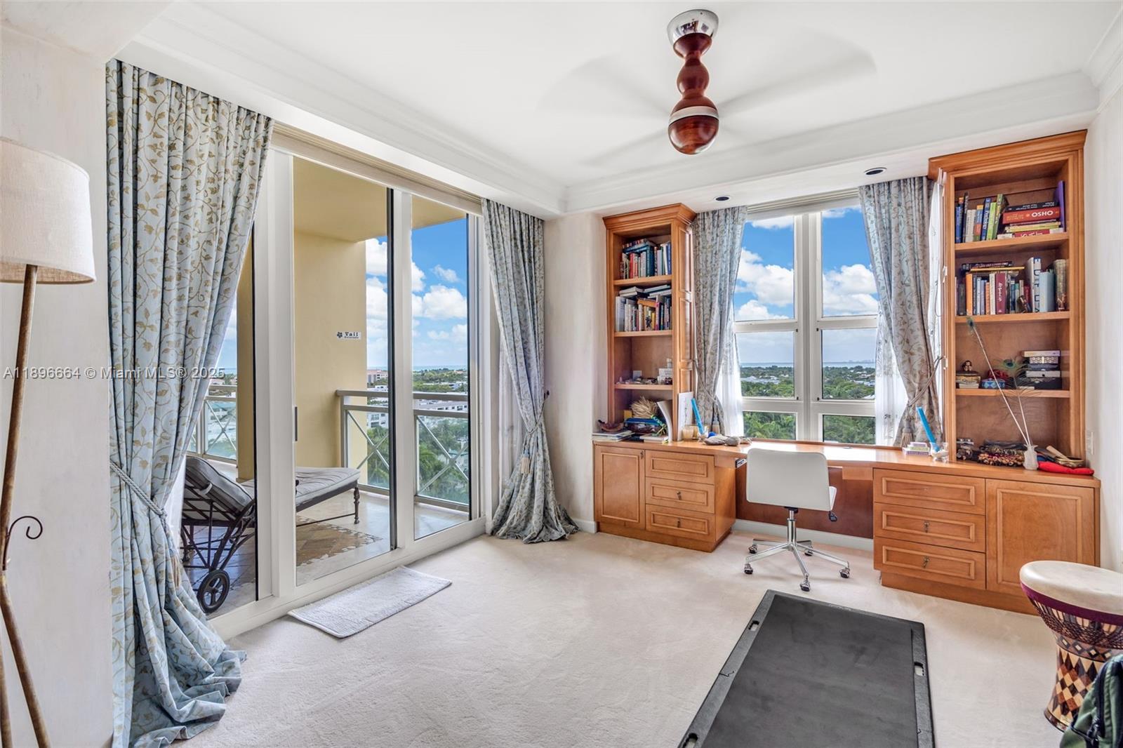 445 Grand Bay Dr #1001 Key Biscayne, FL 33149 445 Grand Bay Dr #1001 Key Biscayne, FL 33149