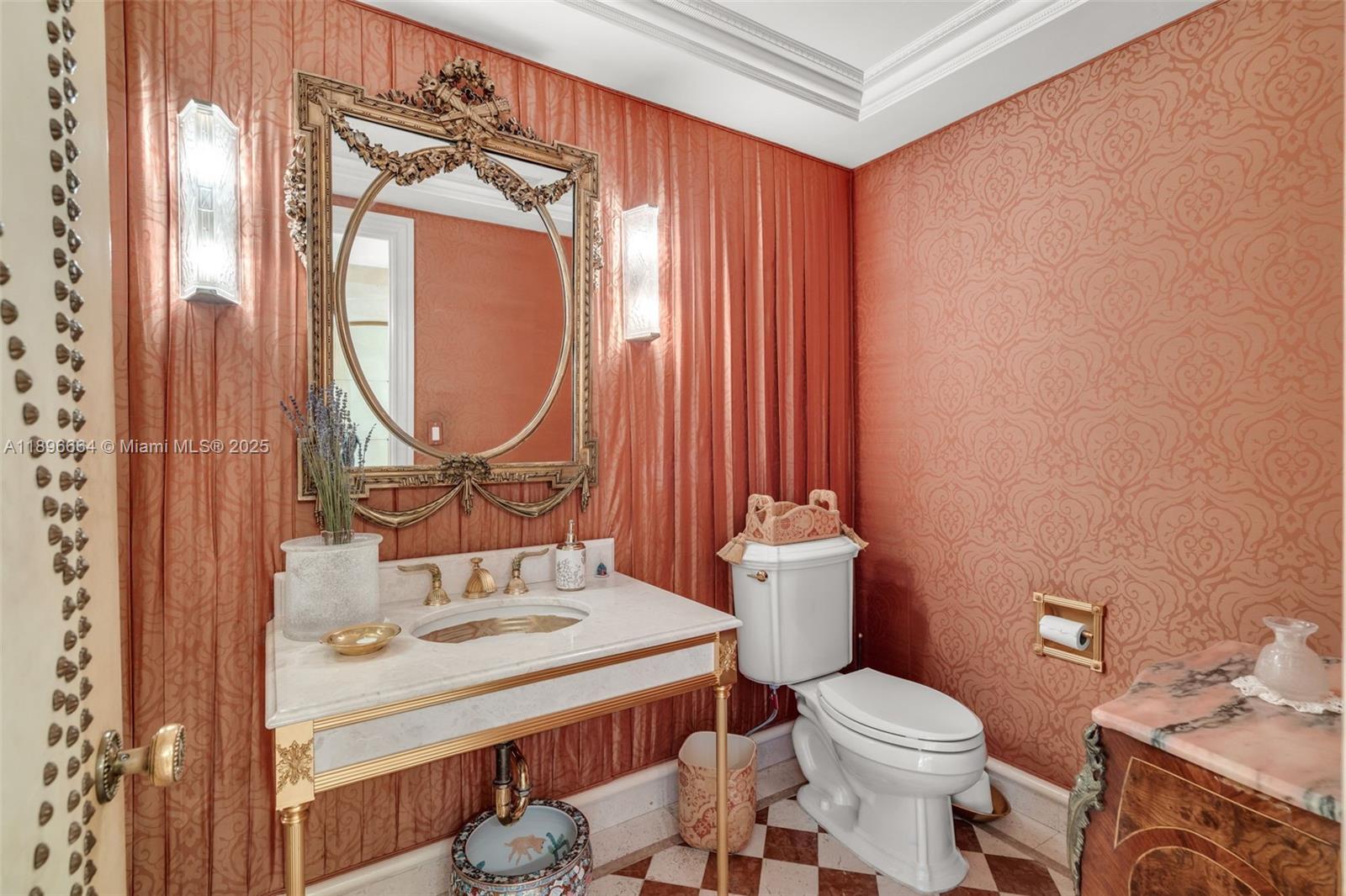 445 Grand Bay Dr #1001 Key Biscayne, FL 33149 445 Grand Bay Dr #1001 Key Biscayne, FL 33149