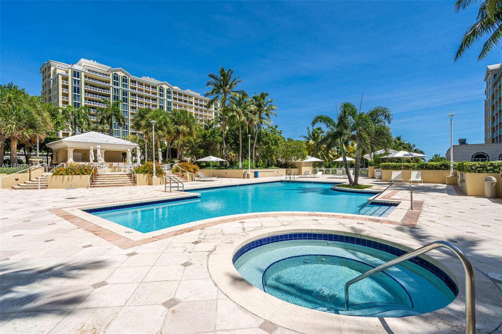 445 Grand Bay Dr #1001 Key Biscayne, FL 33149 445 Grand Bay Dr #1001 Key Biscayne, FL 33149