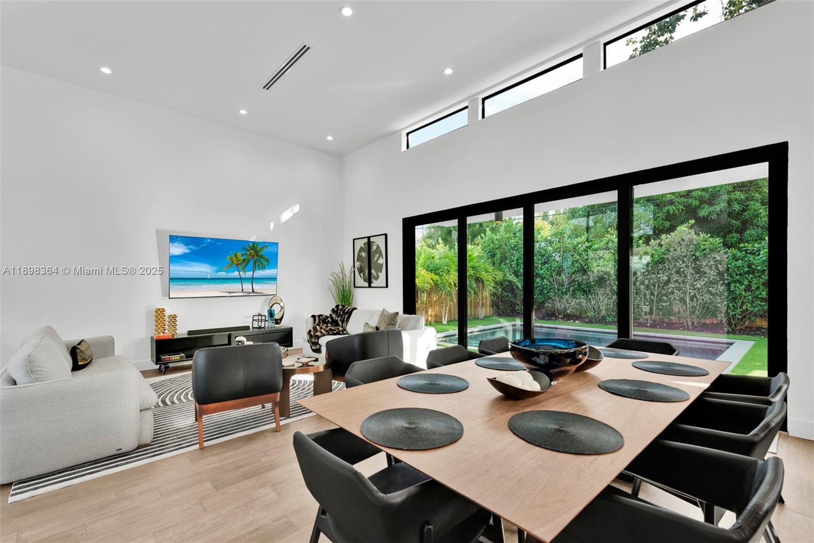 530 NW 41st St Miami, FL 33127