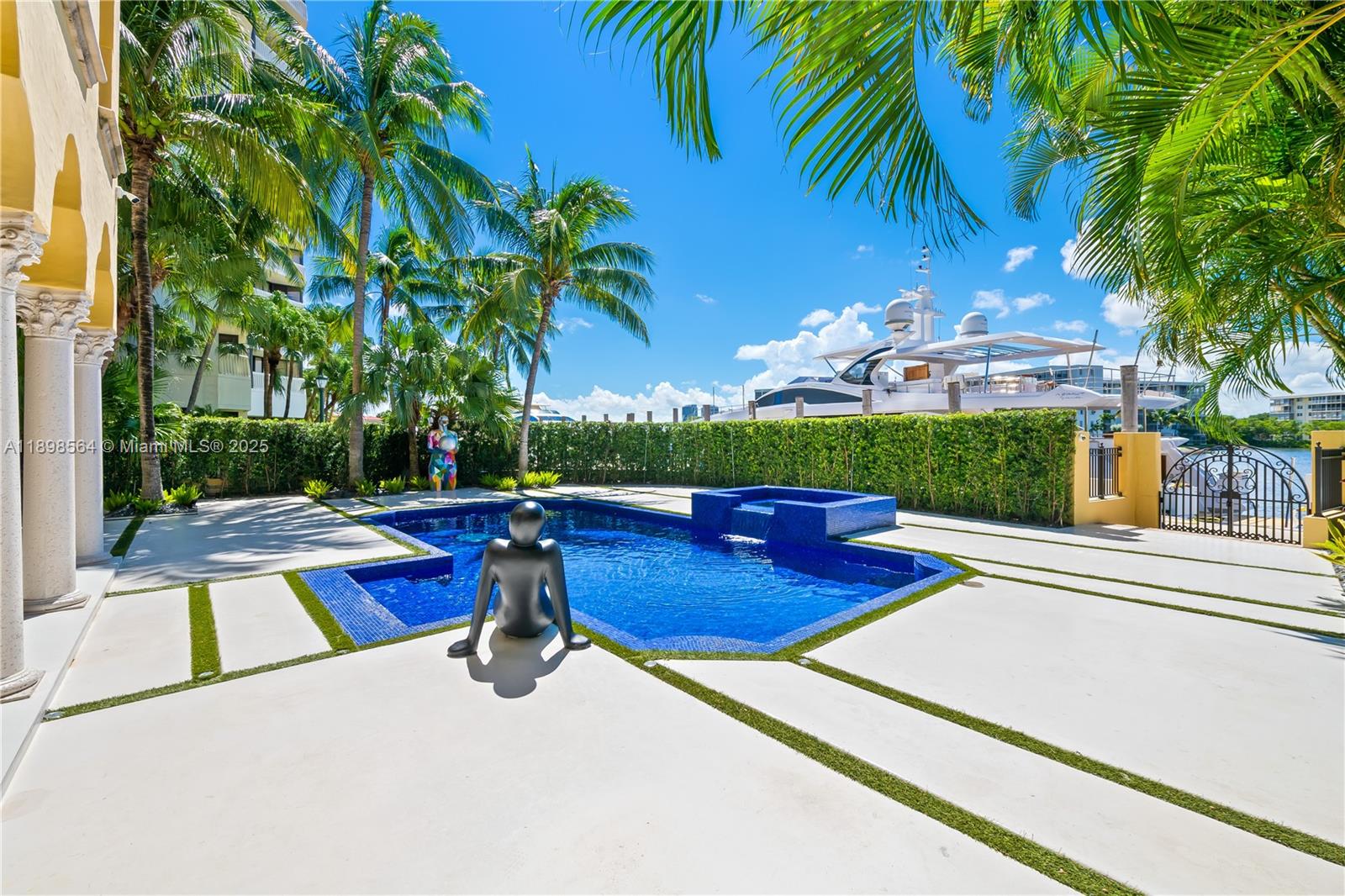 1530 Island Blvd Aventura, FL 33160 1530 Island Blvd Aventura, FL 33160
