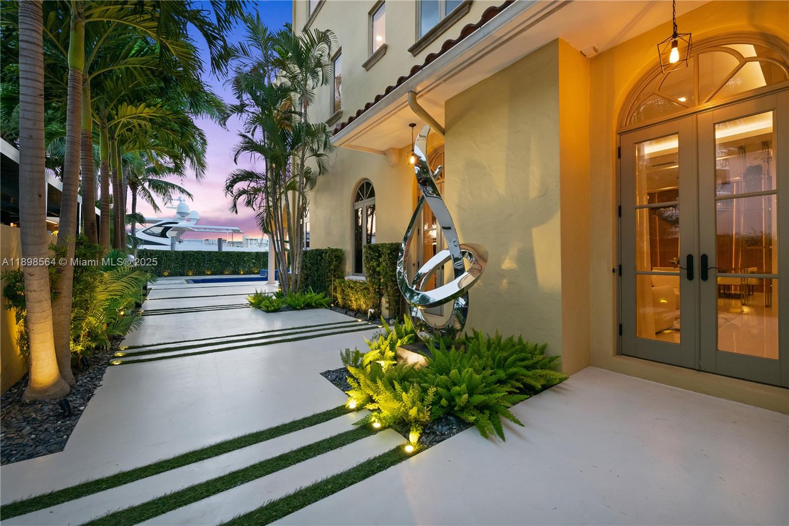 1530 Island Blvd Aventura, FL 33160 1530 Island Blvd Aventura, FL 33160