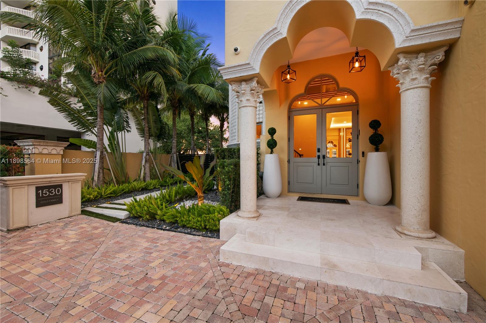 1530 Island Blvd Aventura, FL 33160 1530 Island Blvd Aventura, FL 33160