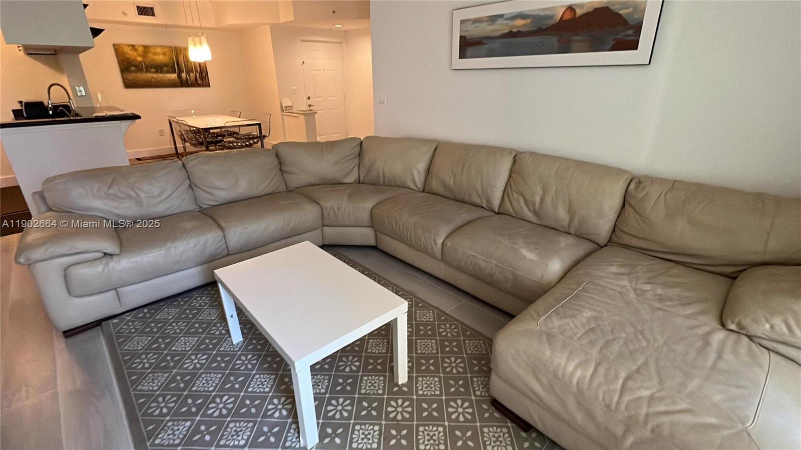 image Porto Bellagio Condo4