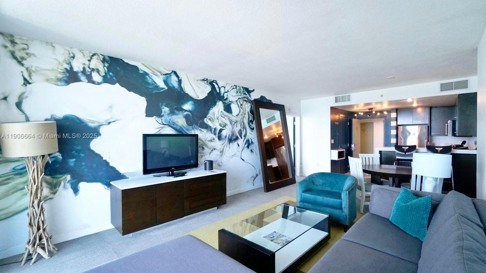 image Sole On The Ocean3