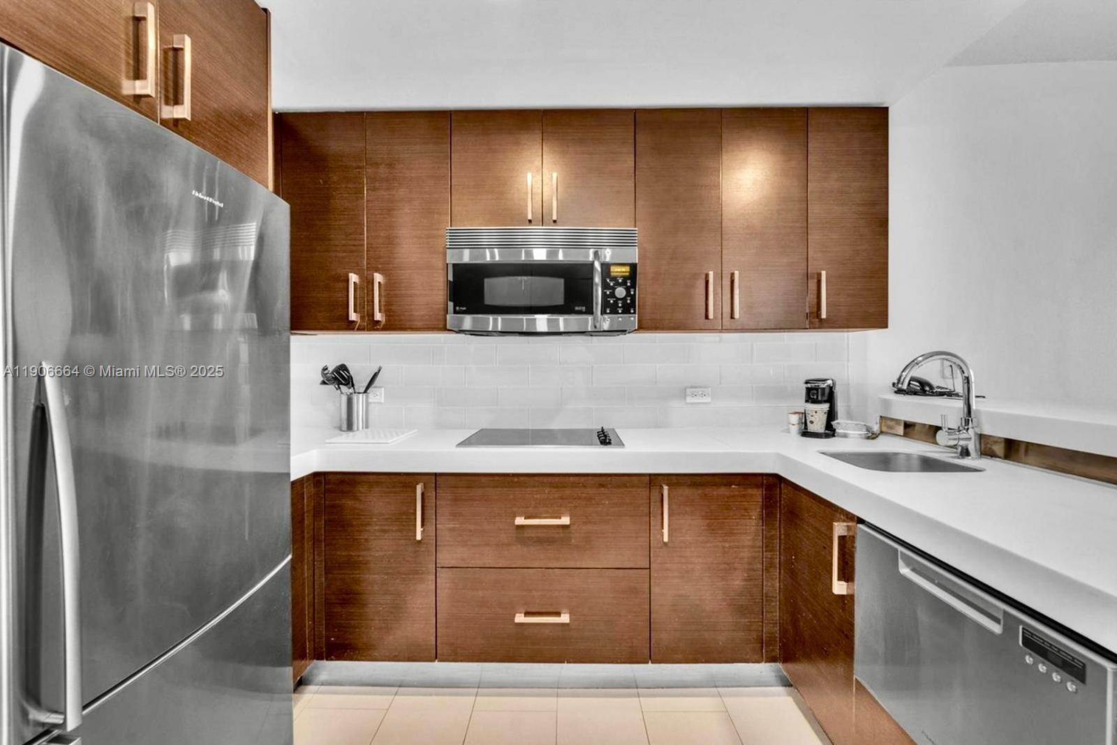 image Sole On The Ocean5