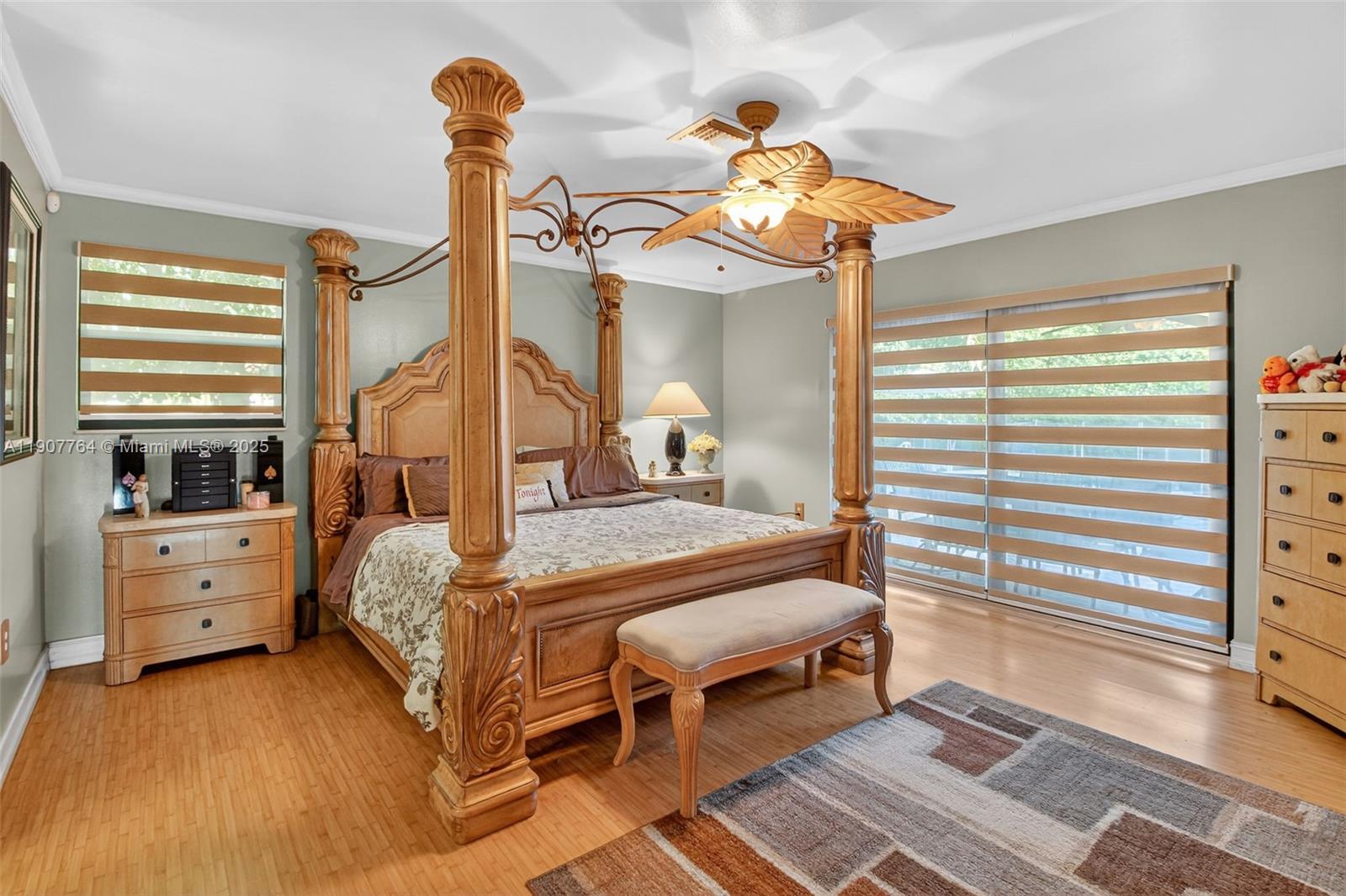 15010 Dunbarton Pl Miami Lakes, FL 33016