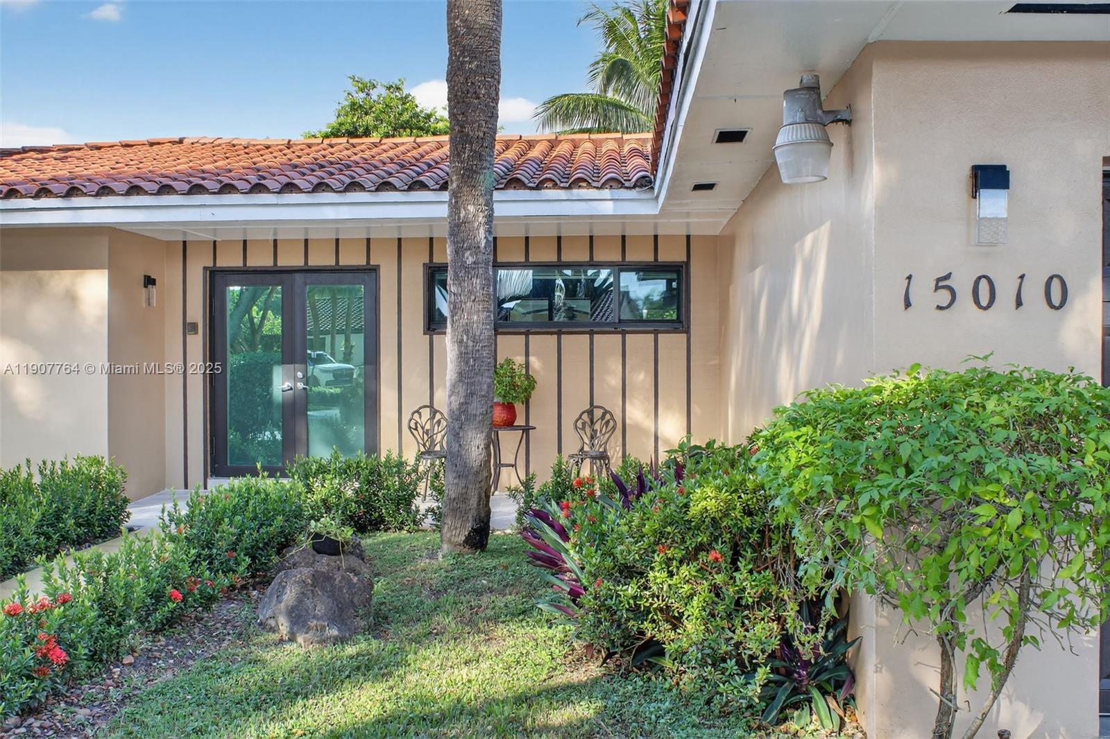 15010 Dunbarton Pl Miami Lakes, FL 33016