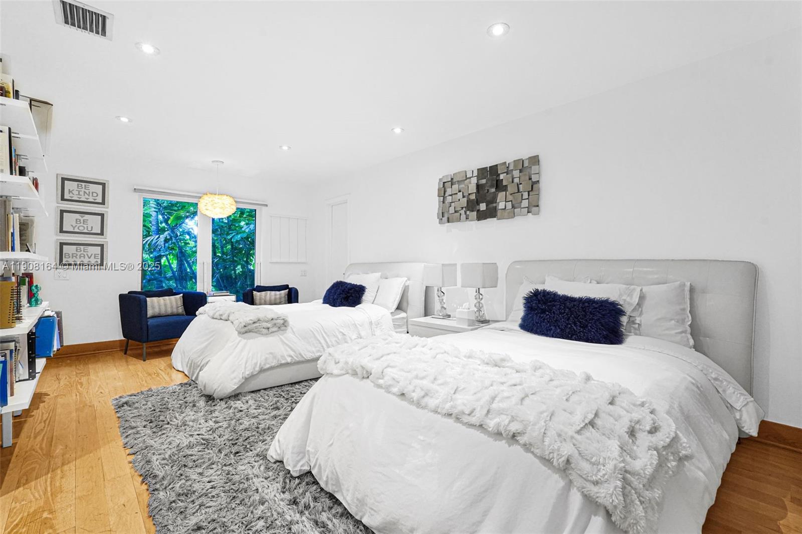 145 Biscay Dr Bal Harbour, FL 33154