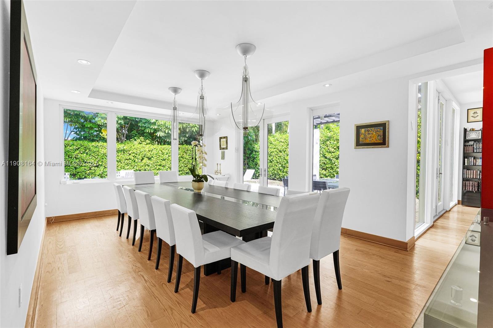 145 Biscay Dr Bal Harbour, FL 33154