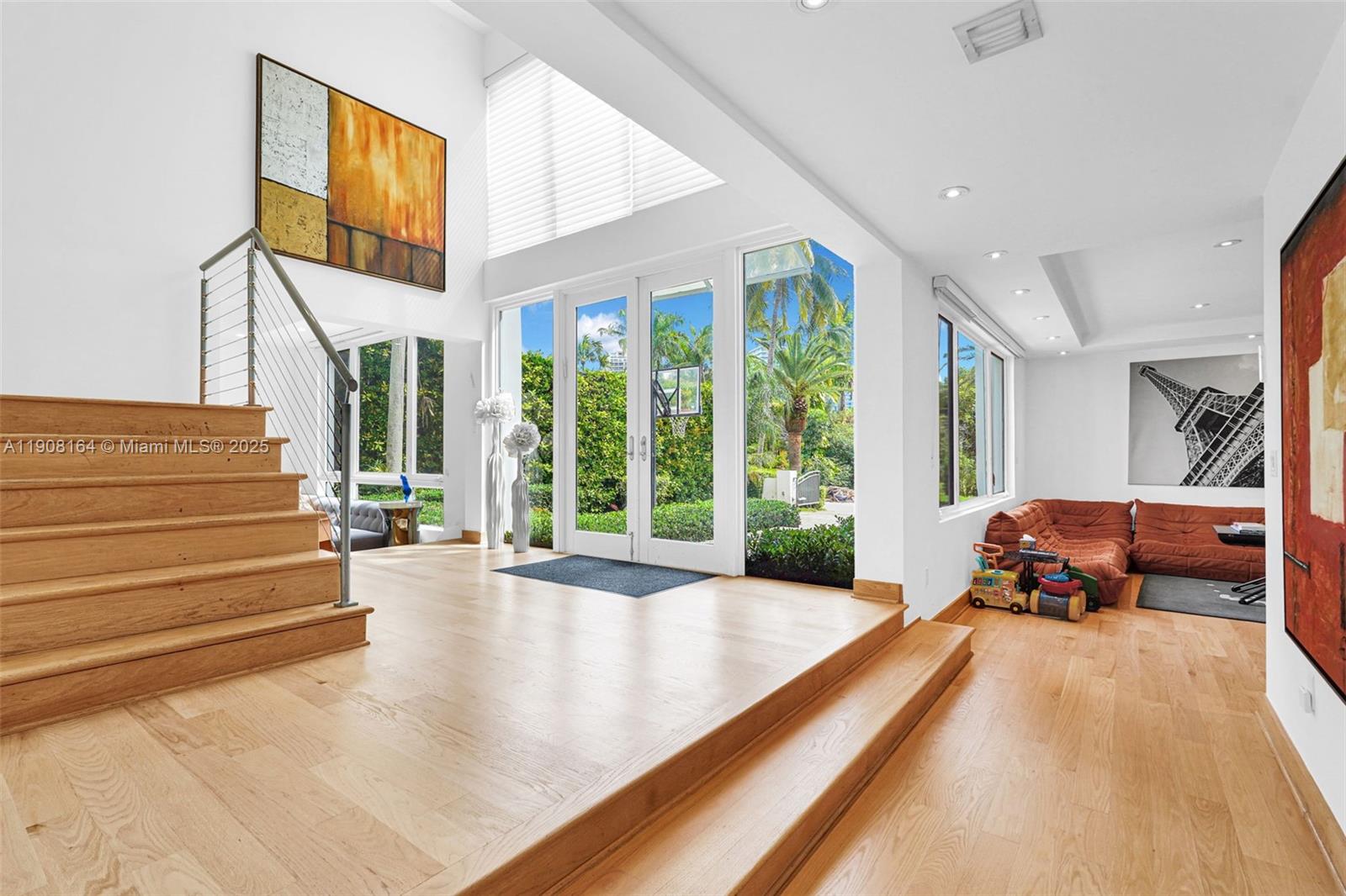 145 Biscay Dr Bal Harbour, FL 33154