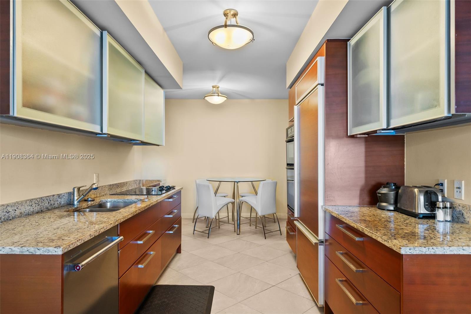 1800 S Ocean Dr #2603 Hallandale Beach, FL 33009