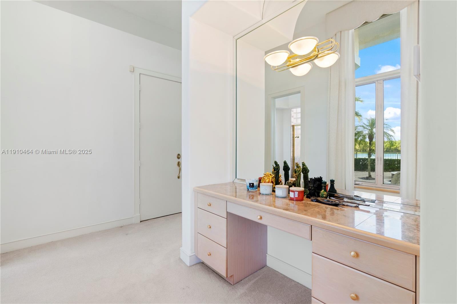 2939 Paddock Ln Weston, FL 33331