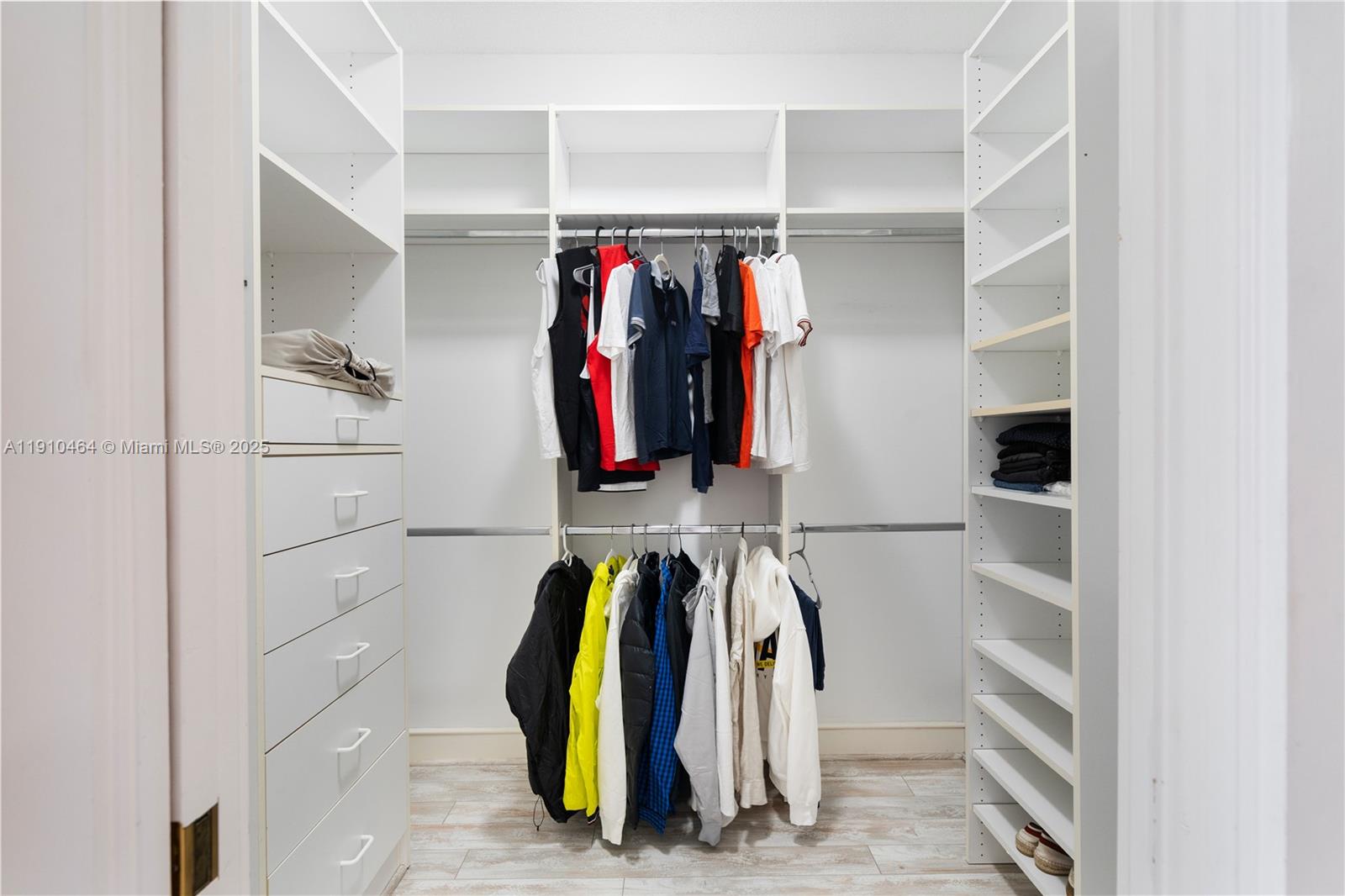 2939 Paddock Ln Weston, FL 33331