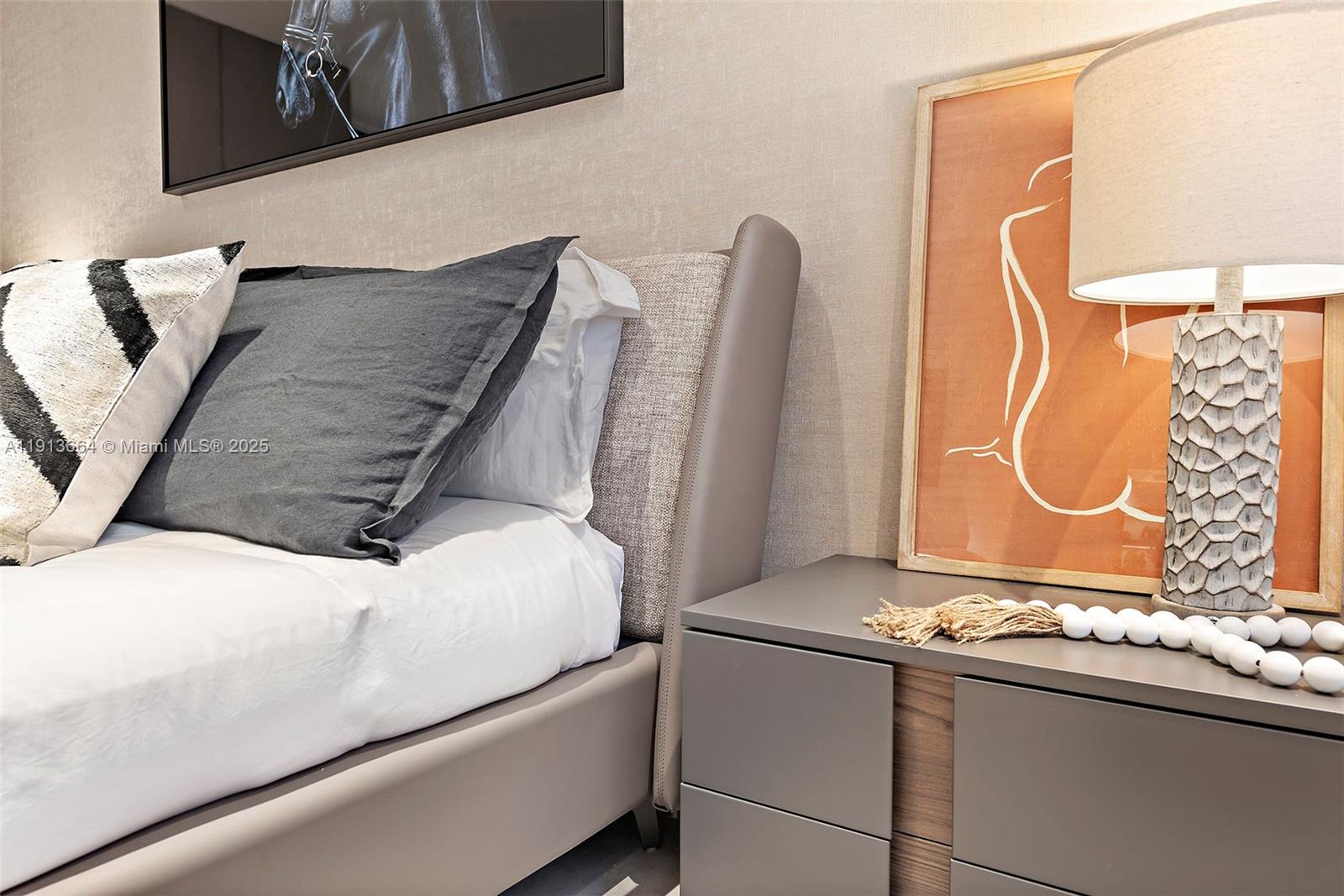 2301 Collins Ave #1004 Miami Beach, FL 33139