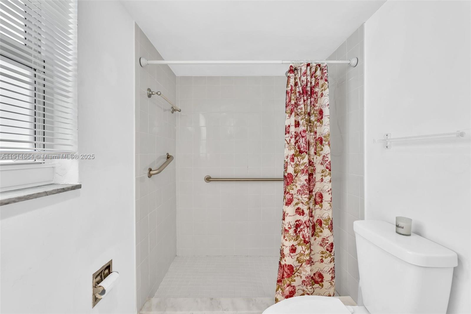 image Prince George Arms Condo44