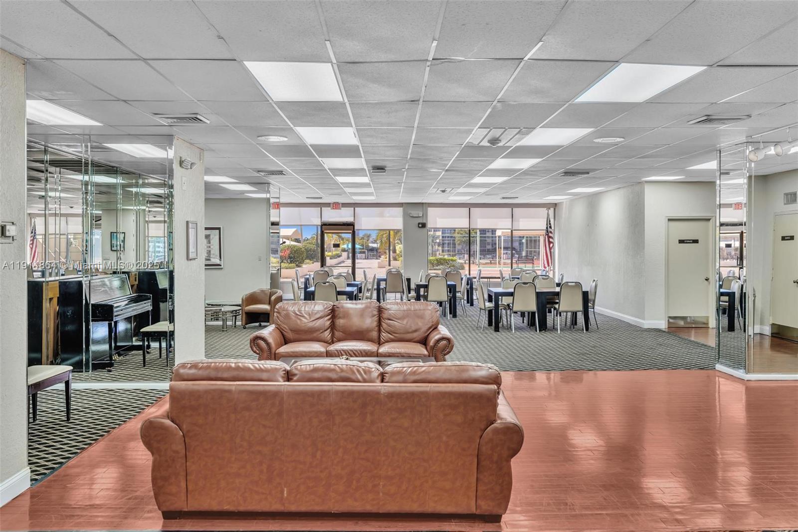 image Prince George Arms Condo58