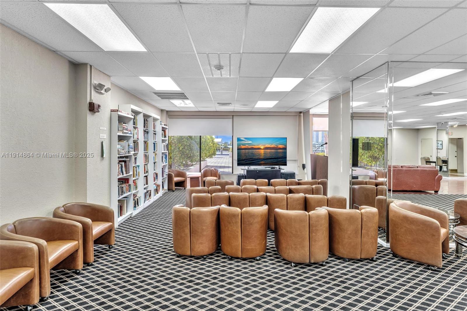 image Prince George Arms Condo61