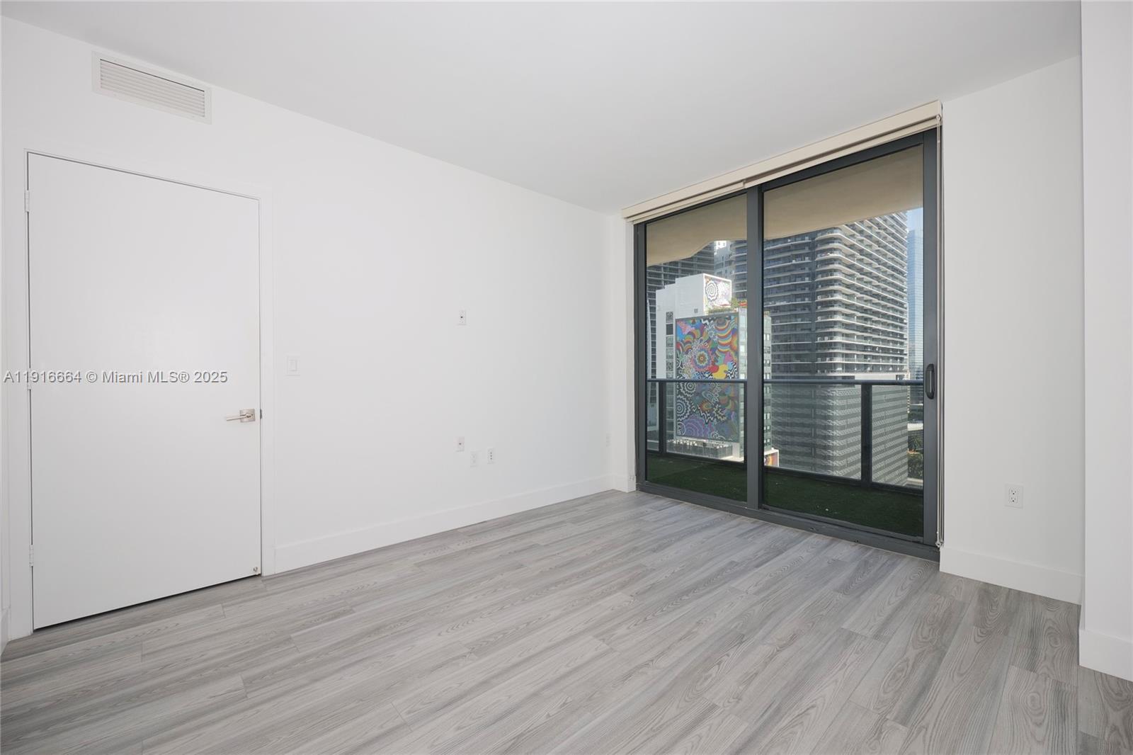 45 SW 9th St #1504 Miami, FL 33130