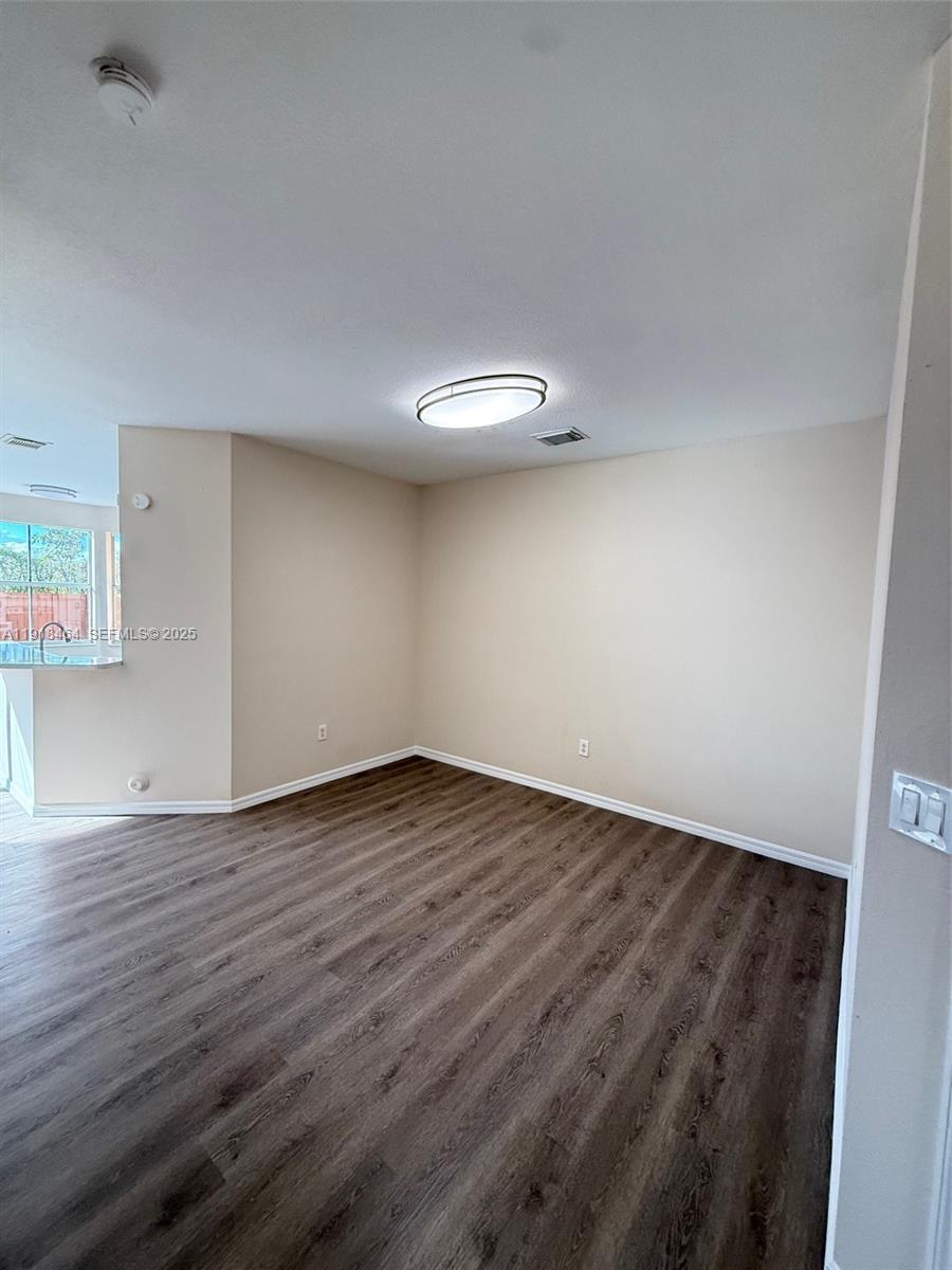 8528 SW 166th Pl #8528 Miami, FL 33193