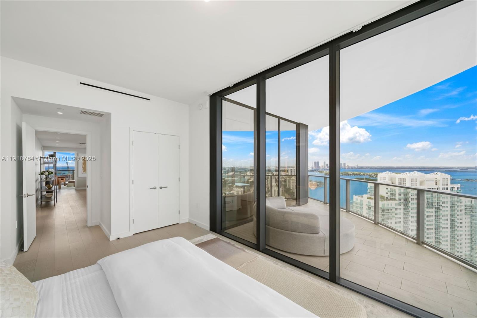 500 Alton #3402.03 Miami Beach, FL 33139