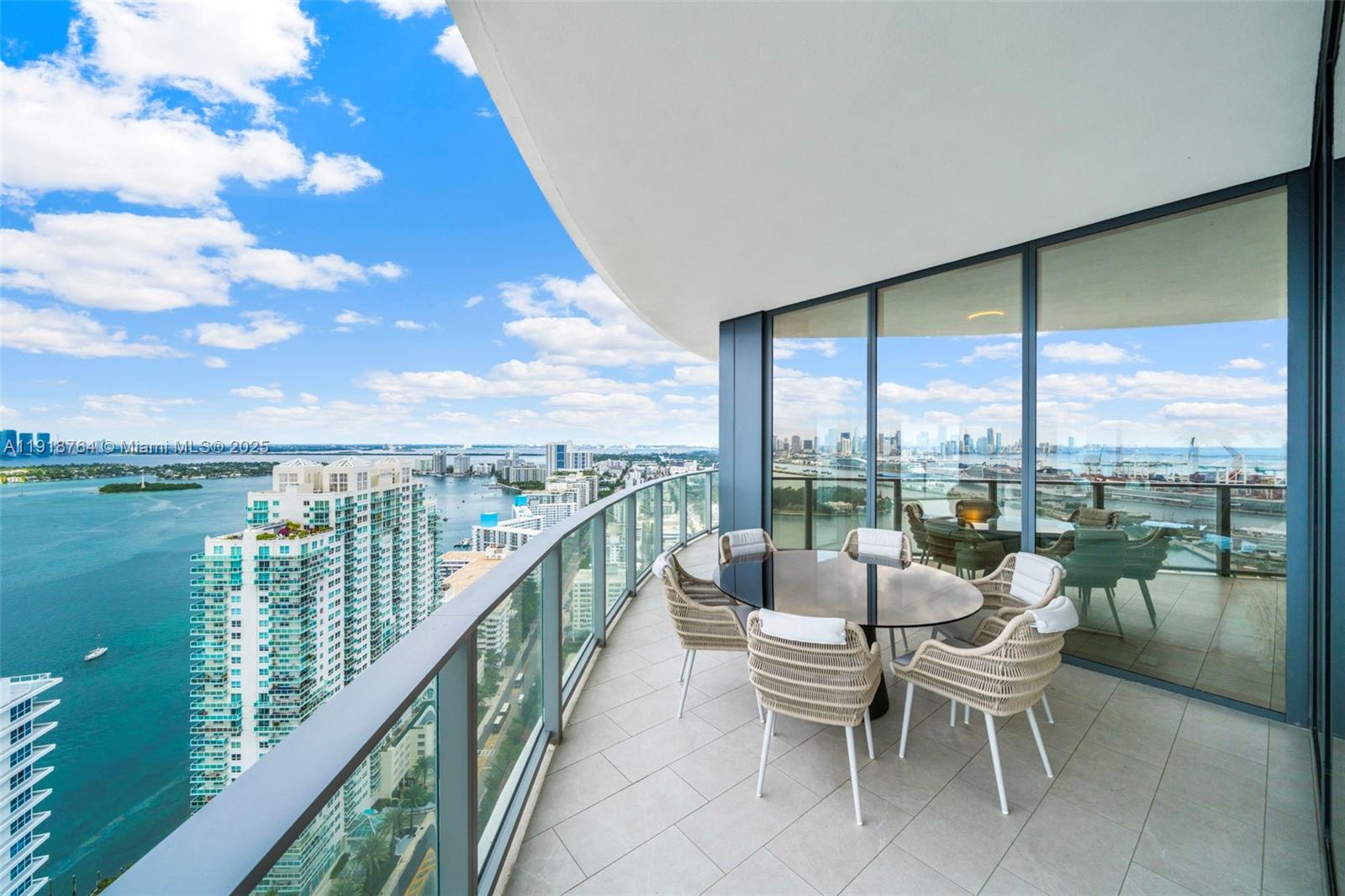 500 Alton #3402.03 Miami Beach, FL 33139