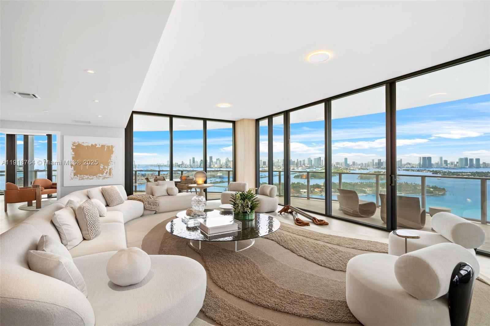 500 Alton #3402.03 Miami Beach, FL 33139