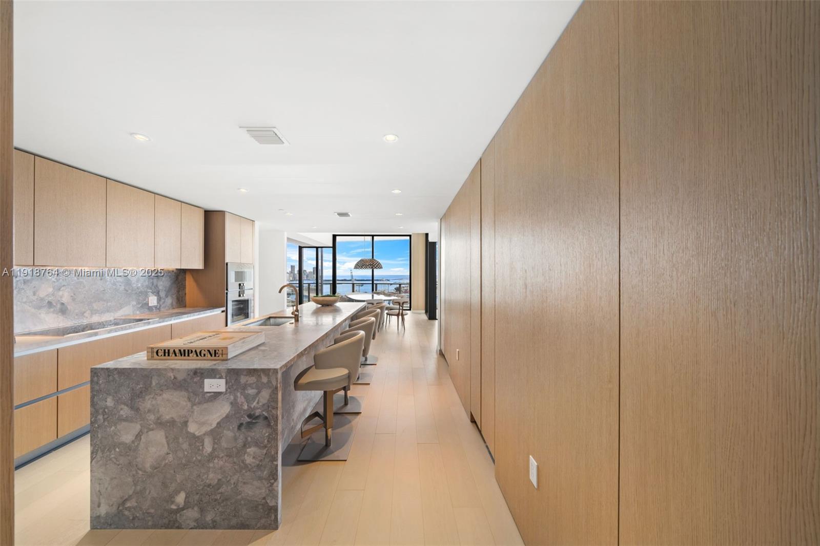 500 Alton #3402.03 Miami Beach, FL 33139