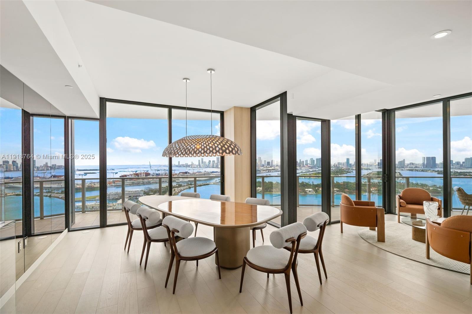 500 Alton #3402.03 Miami Beach, FL 33139