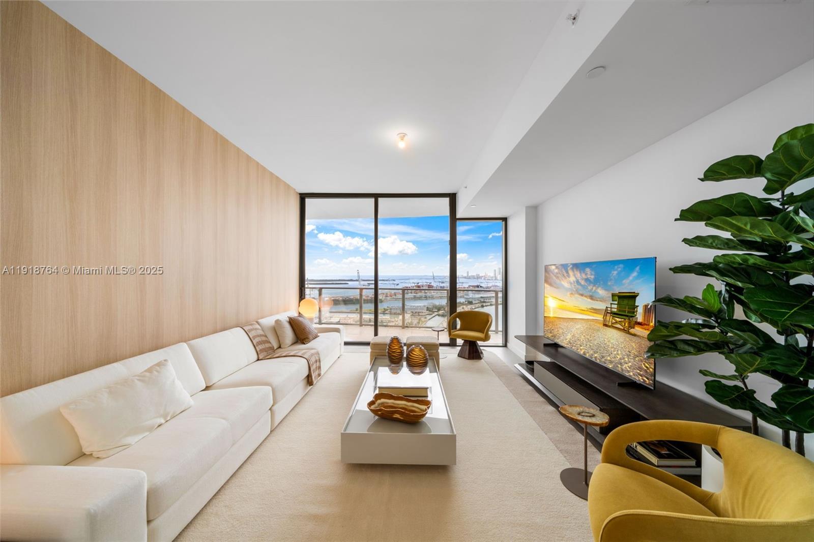 500 Alton #3402.03 Miami Beach, FL 33139