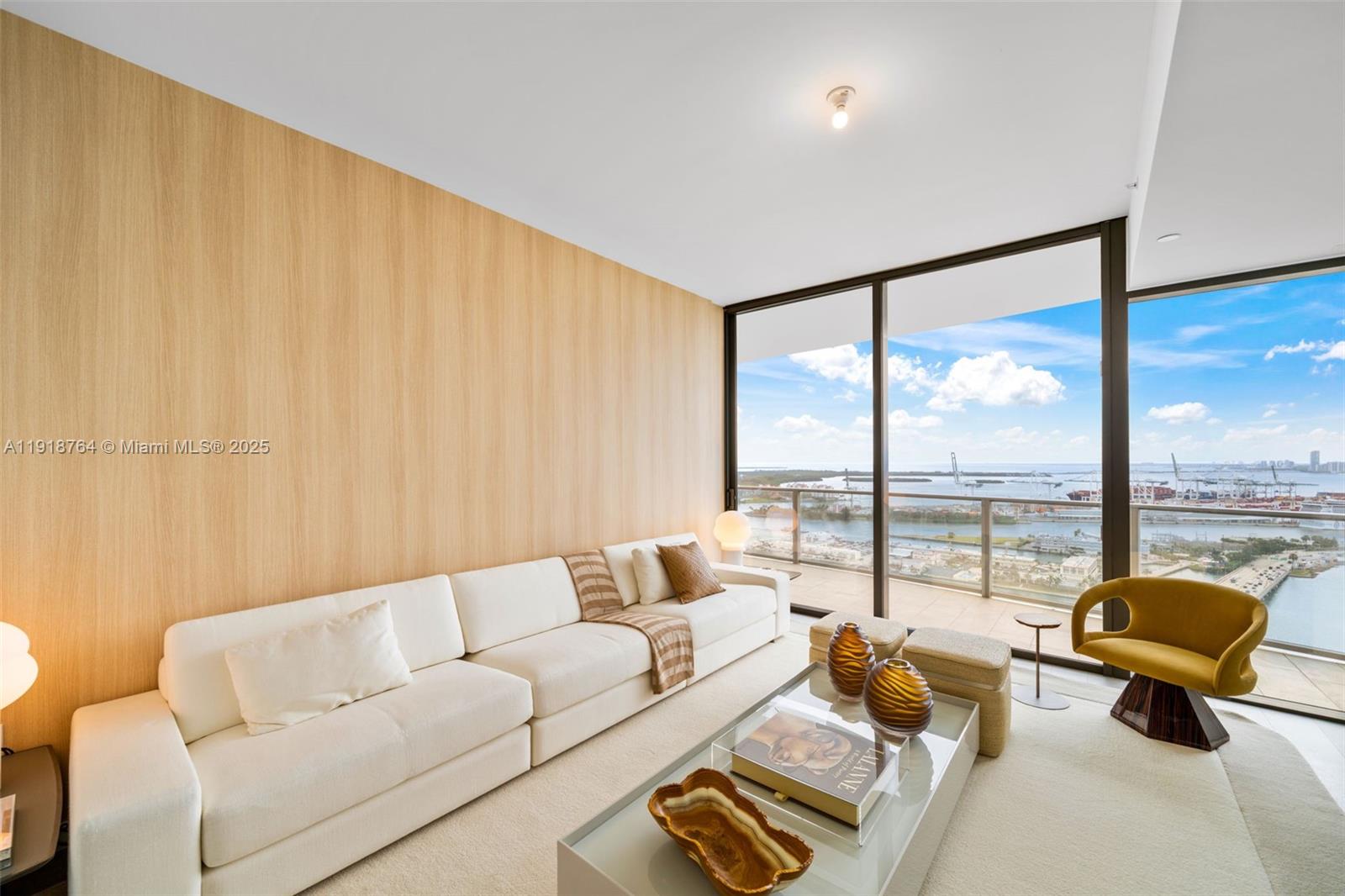 500 Alton #3402.03 Miami Beach, FL 33139