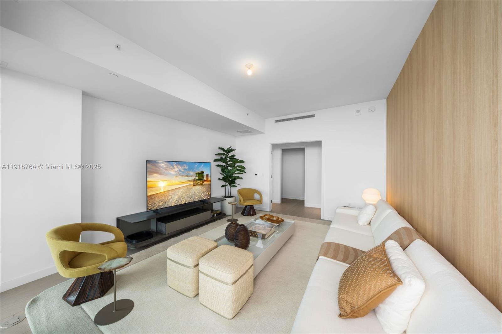 500 Alton #3402.03 Miami Beach, FL 33139