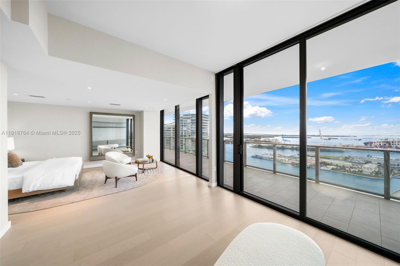 500 Alton #3402.03 Miami Beach, FL 33139