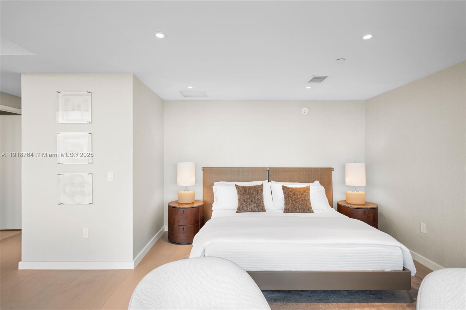 500 Alton #3402.03 Miami Beach, FL 33139