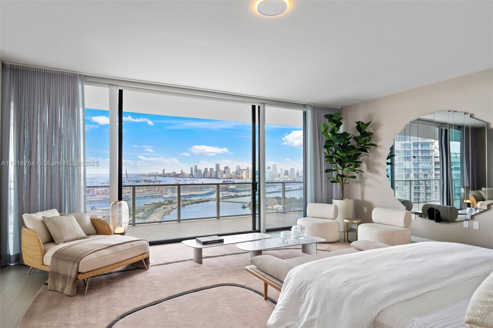 500 Alton #3402.03 Miami Beach, FL 33139